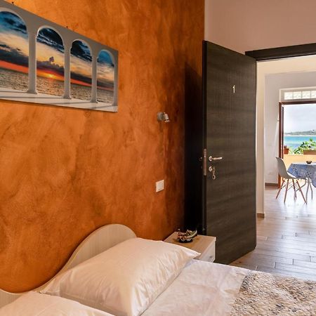 Il Vecchio E Il Mare Bed & Breakfast ซานวิโต โลคาโป ภายนอก รูปภาพ