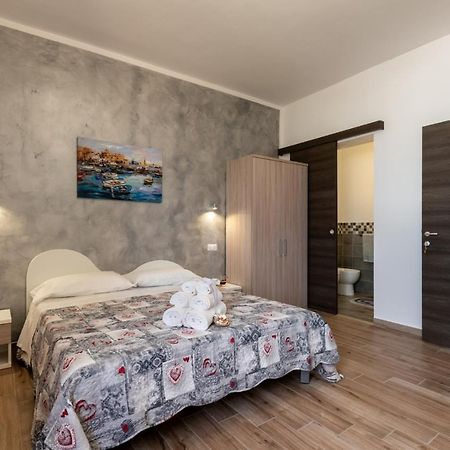 Il Vecchio E Il Mare Bed & Breakfast ซานวิโต โลคาโป ภายนอก รูปภาพ