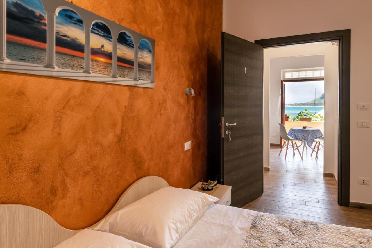 Il Vecchio E Il Mare Bed & Breakfast ซานวิโต โลคาโป ภายนอก รูปภาพ