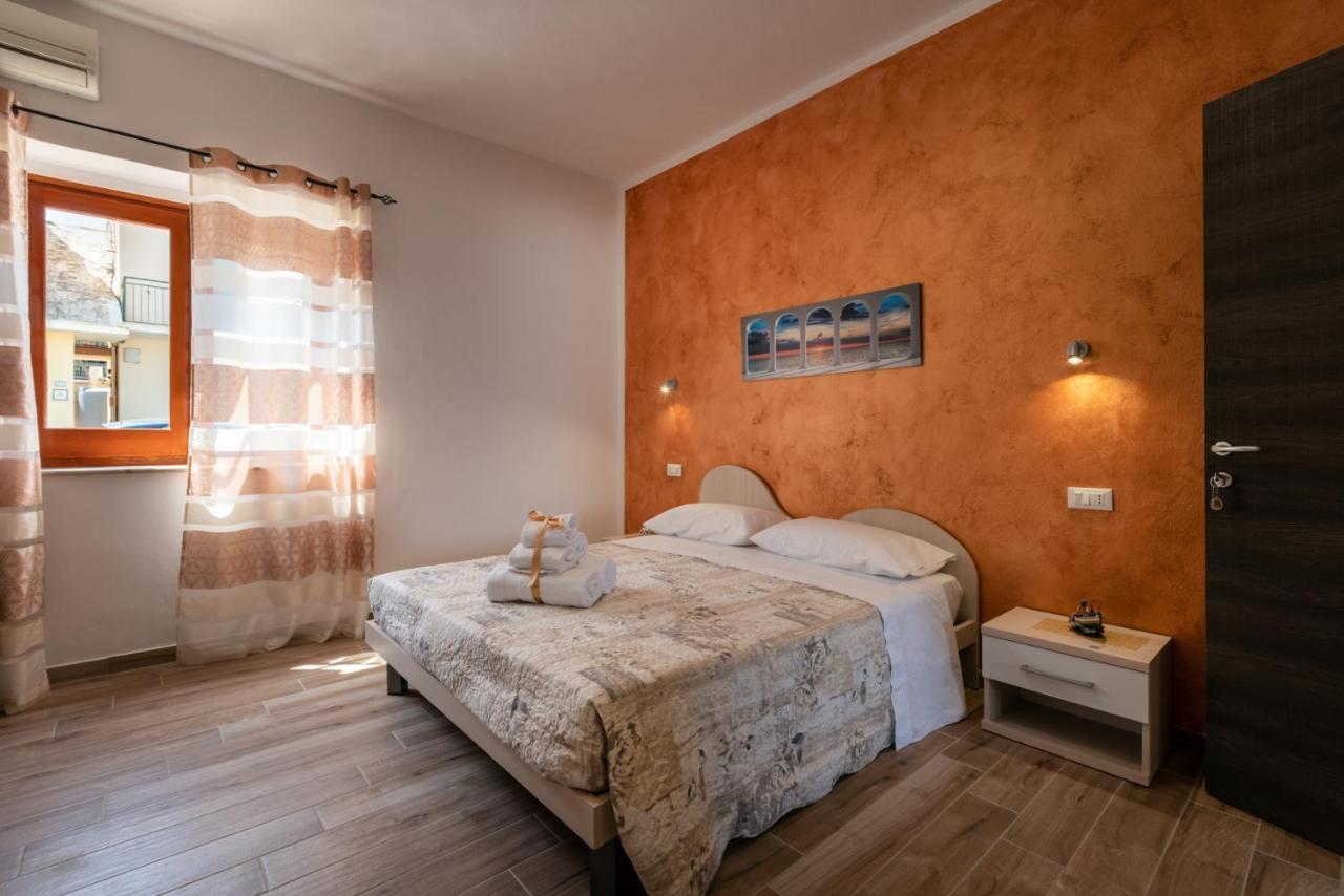 Il Vecchio E Il Mare Bed & Breakfast ซานวิโต โลคาโป ภายนอก รูปภาพ